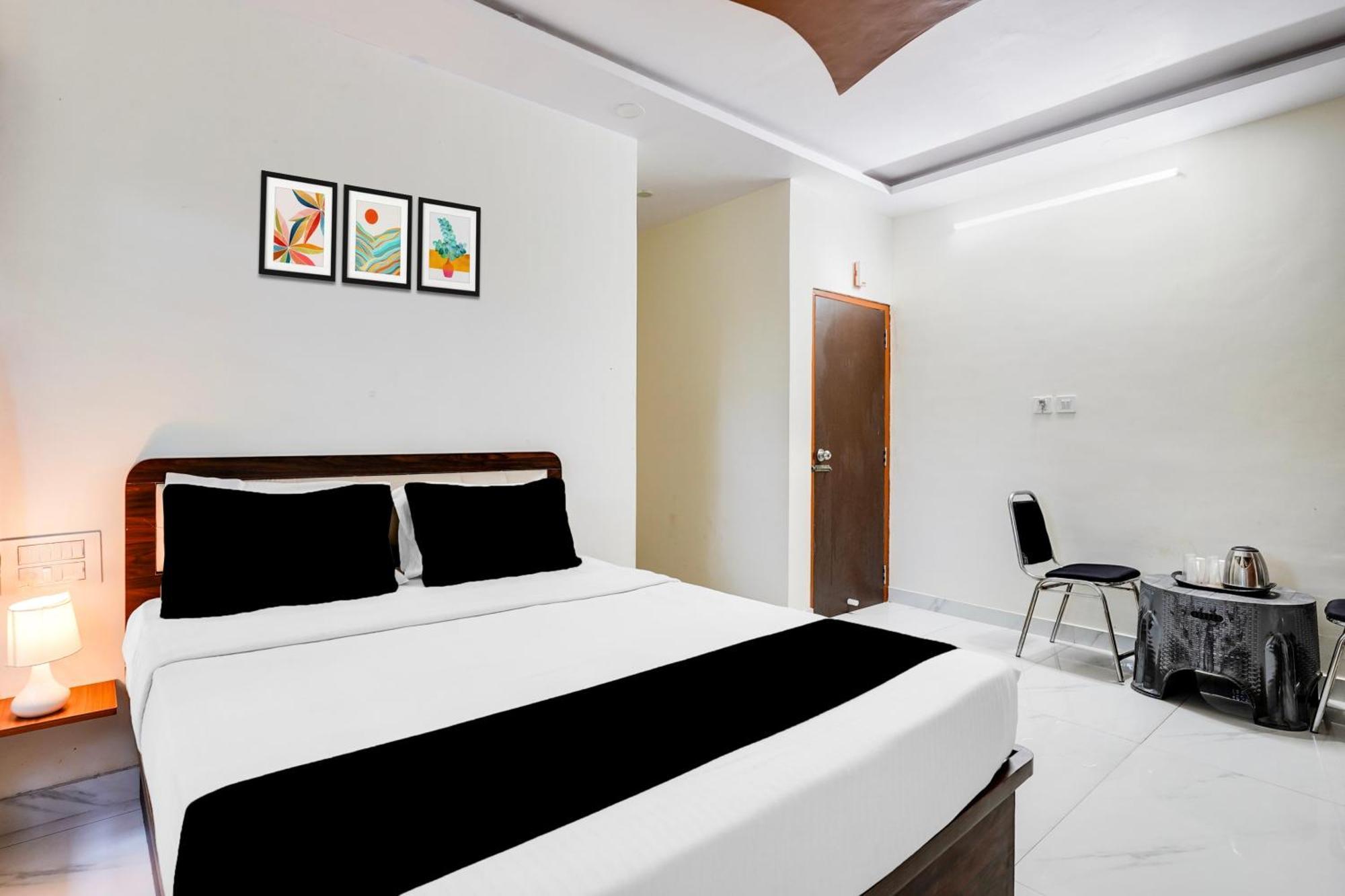 Townhouse Bidadi Formerly Royal Garuda Екстериор снимка
