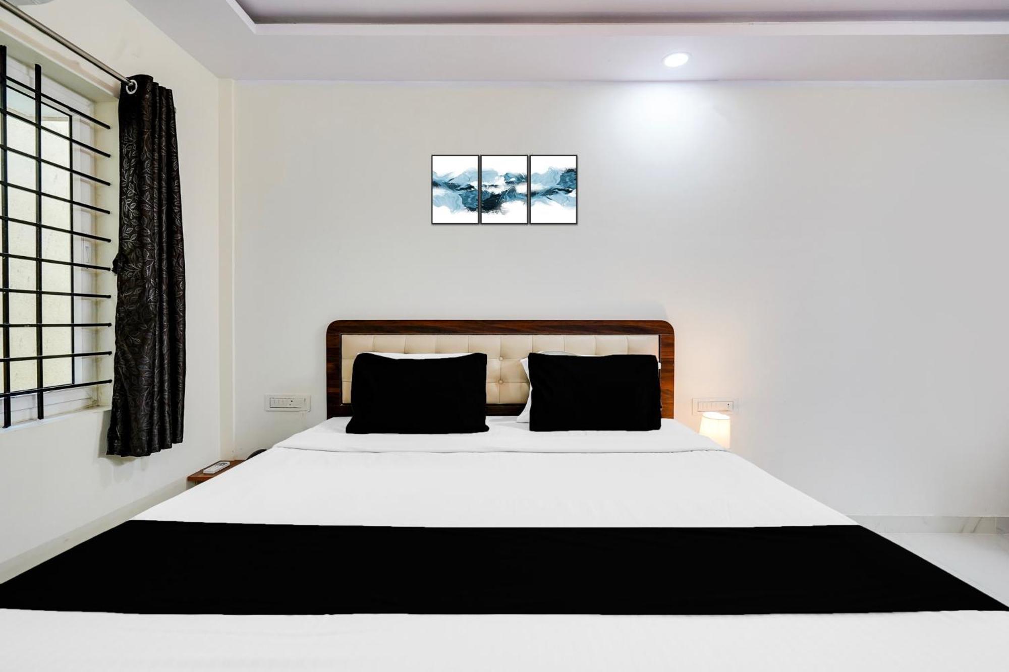 Townhouse Bidadi Formerly Royal Garuda Екстериор снимка