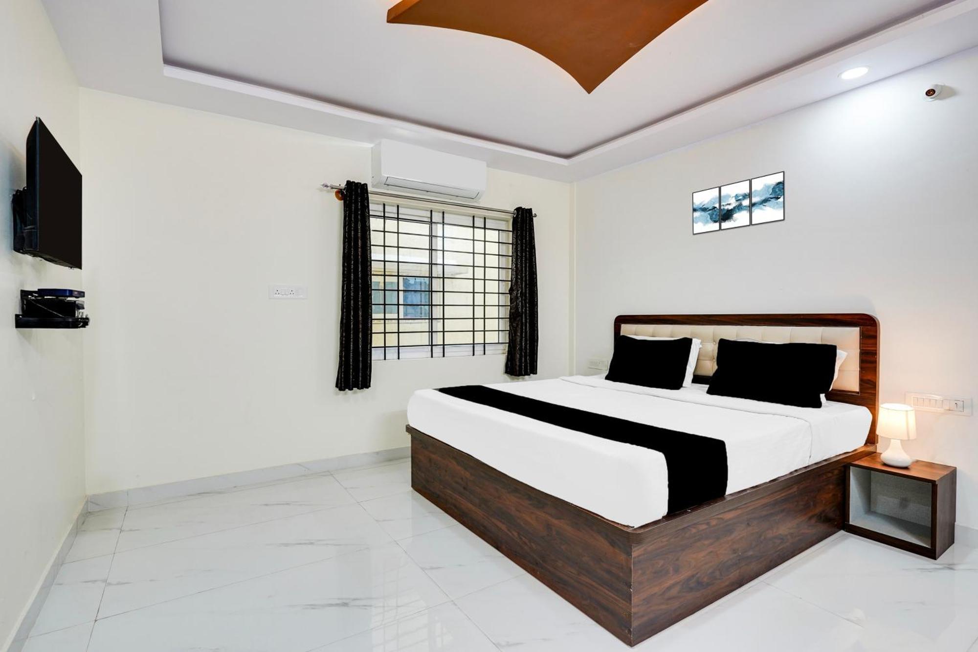 Townhouse Bidadi Formerly Royal Garuda Екстериор снимка